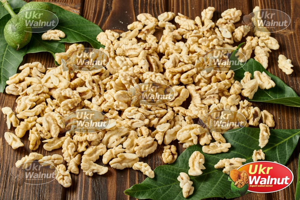 blanched walnut kernels